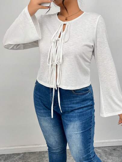 SHEIN Frenchy 休闲白色前系带大码 T 恤，喇叭袖设计，秋季