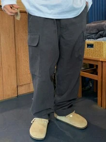 DAZY Męskie luźne spodnie cargo z szerokimi nogawkami i kieszenią z patką, minimalistyczny jednolity kolor, modny styl uliczny, jesienne ubrania męskie joggersy - Szary - Zobacz 2