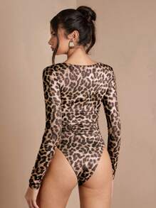 SHEIN BAE Body moulant à manches longues et col roulé avec imprimé léopard élégant pour femme. Convient pour la soirée, la fête, la tenue quotidienne simple, Noël