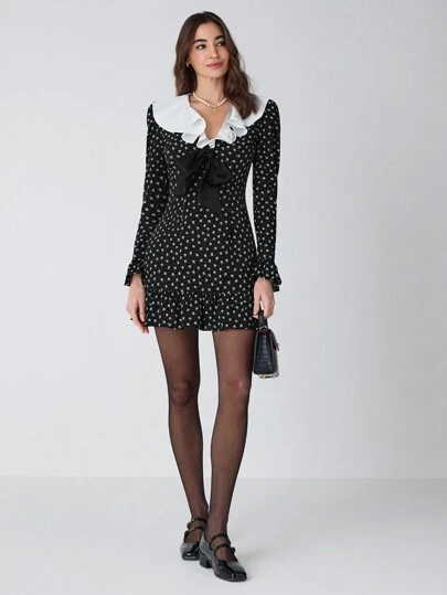 Enchnt 女士花卉印花荷叶边下摆优雅长袖