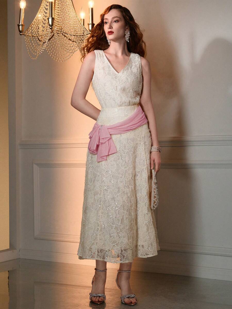 The Great Gatsby x MOTF LACE OVERLAY CONTRAST SEQUIN CONTRAST RUCHED BOW DETAIL FLARE SKIRT