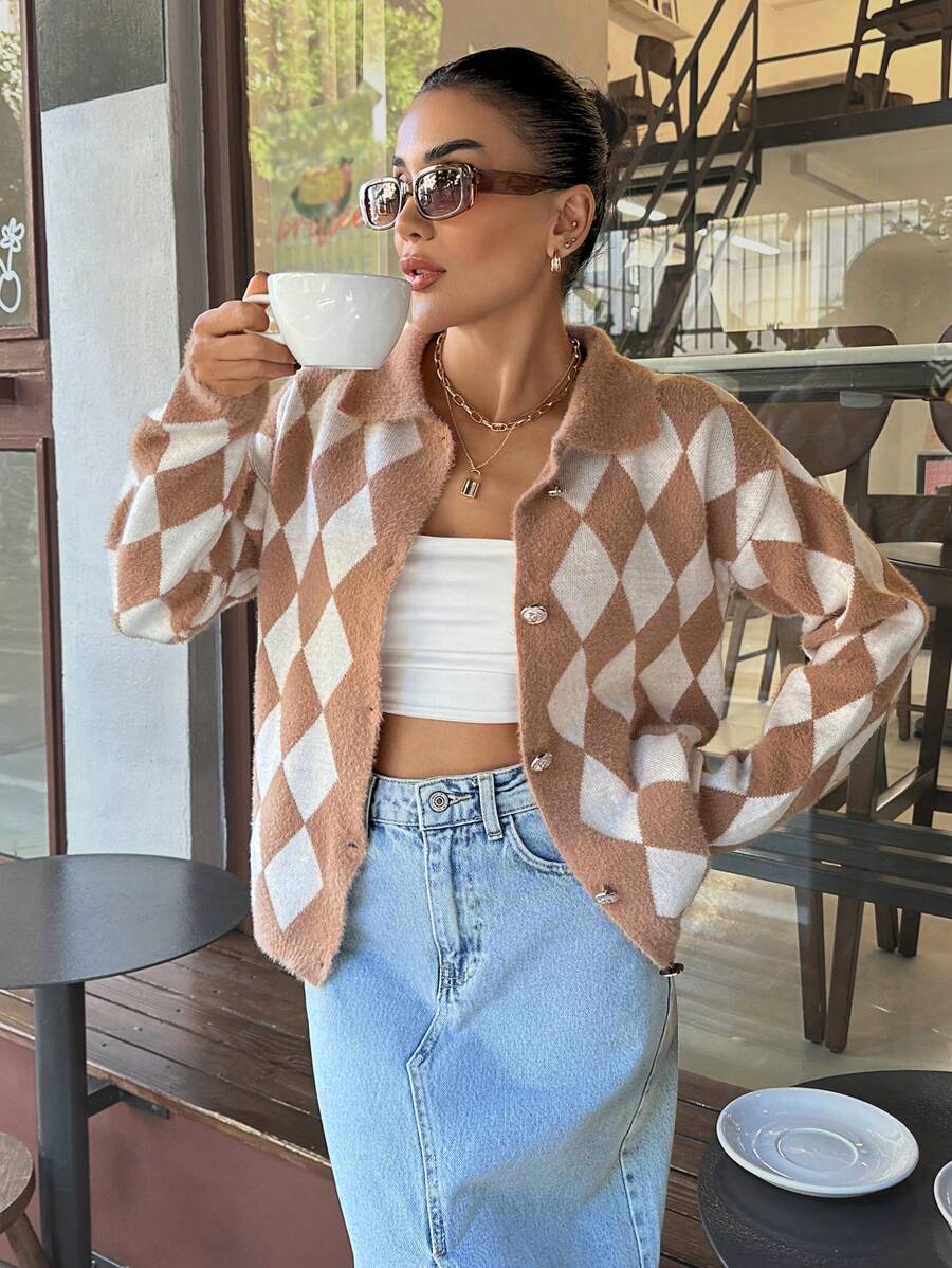 EURMUSE Women Diamond Pattern Hairy Yarn Front Button Collar Neck Cardigan - Multicolor - View 1