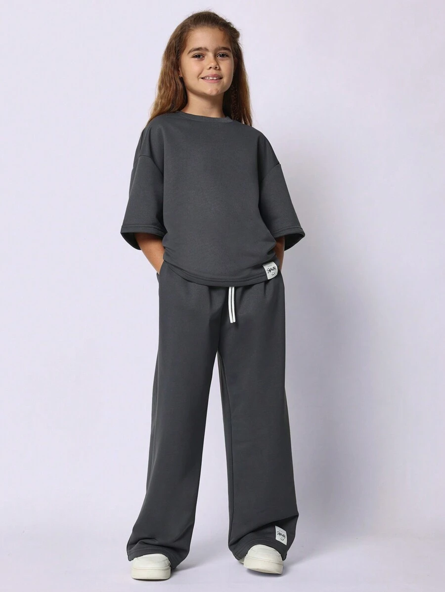 SUMWON Conjunto coordenado de camiseta oversized com ombros caídos e calça pantalona com cordão. Ideal para o inverno, estilo casual urbano e outono. - Cinza escuro - Ver 1