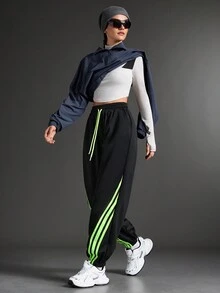 Powerista 女士侧条纹印花抽绳哈伦裤，宽松慢跑女式运动裤，适合户外和跑步 - 灰色 - 查看 3