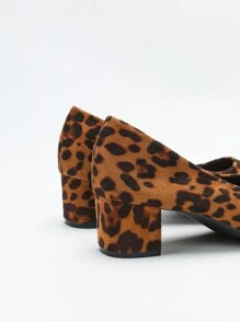 CUCCOO CURVES Wide Fit Women New Simple Style Flat Shoes, Fashionable Sexy Leopard Print Versatile Low Vamp Outdoor High Heels - Brown - View 3