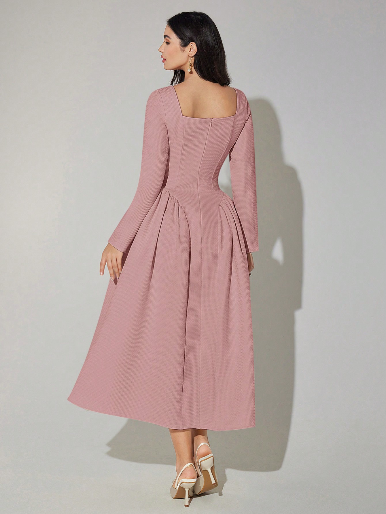 Modelyn فستان أنيق للنساء بلون أحادي بخصر ملتو, فس...