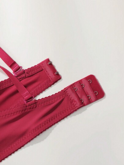 BH Underwire Triangle Panties view 3