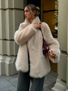 Aloruh Plus Size Women Fashionable Loose Faux Fur Collar Jacket In Fall/Winter