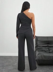 RueChic Plus Size Women Solid Color One Sleeve Top And Loose Pants Elegant Two Piece Set - Dark Grey - View 2