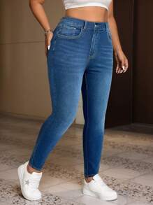 SHEIN ICON Plus Size Front Button Pocket Simple Denim Jeans, Casual Everyday Wear