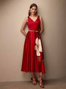 MOTF PREMIUM FLORAL PRINT V-NECK FLARE HEM DRESS WITHOUT BELT - Multicolor - View 4