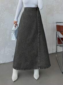 SHEIN Cottnline تنورة جينز نسائية قصيرة بتصميم بسيط مع أربطة رباط، مناسبة للاستخدام اليومي الكاجوال - رمادي غامق - مشاهدة 5