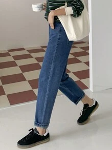 DAZY Women Solid Fitted Pocket Casual Classic Straight-Leg Jeans