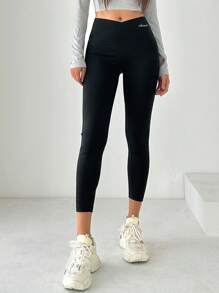 DAZY Women's Solid Color Fashionable Slim Fit High Waist Sports Leggings Fall Tights