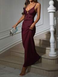 Aveloria Modichic Damen V-Ausschnitt plissiertes Lochkleid mit Tragerband für Partys, luftiges langes Kleid für Urlaubsfeste, Geburtstage, formelle Anlässe