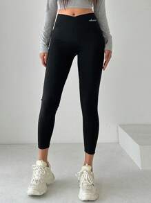 DAZY Women's Solid Color Fashionable Slim Fit High Waist Sports Leggings Fall Tights