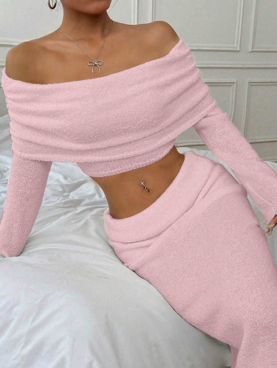 Flirla 2pcs/Set Women's Sexy Solid Color Foldover Off-Shoulder Crop Top Sweater And Sweater Skirt - Pink - View 1