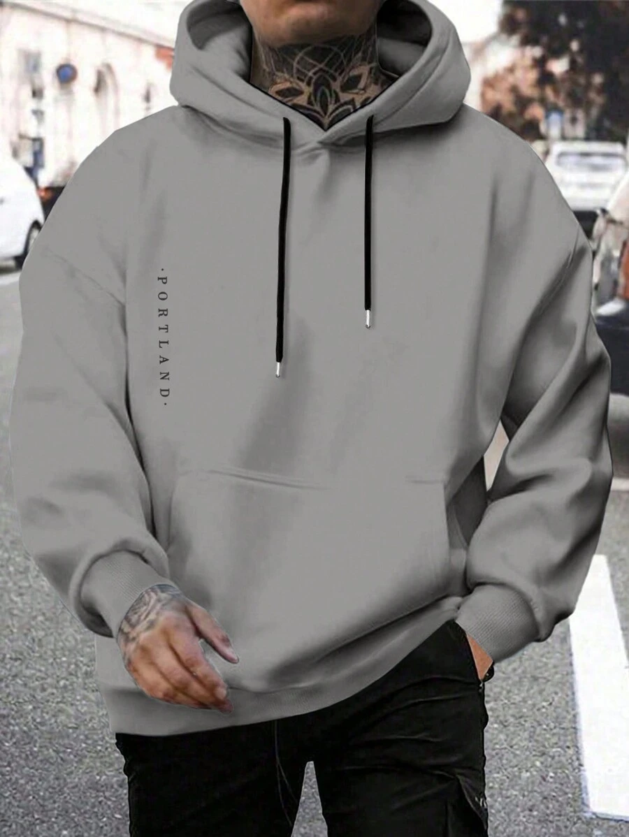 RueChic Sudadera con capucha regular con impresión de letras para hombre