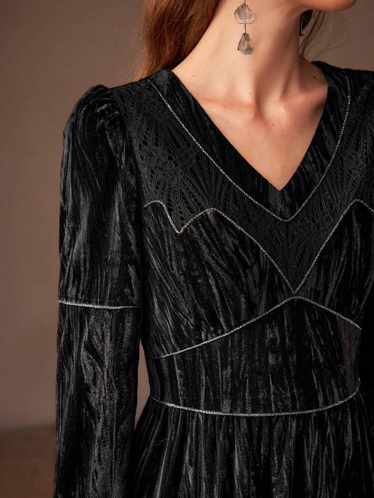VELVET V-NECK PUFF SLEEVE CONTRAST PIPING LONG DRESS FOR HOLIDAY, PARTY CLOTHES, WOMEN OUTFIT