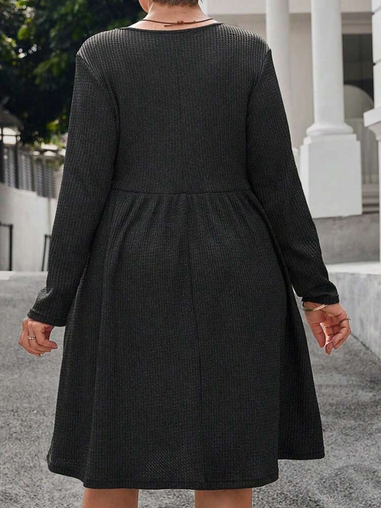 Vestido de Manga Longa Cinza Elegante e Simples com Decote Redondo, Ideal para o Dia a Dia e Lazer, Roupas de Inverno para Mulheres Plus Size
