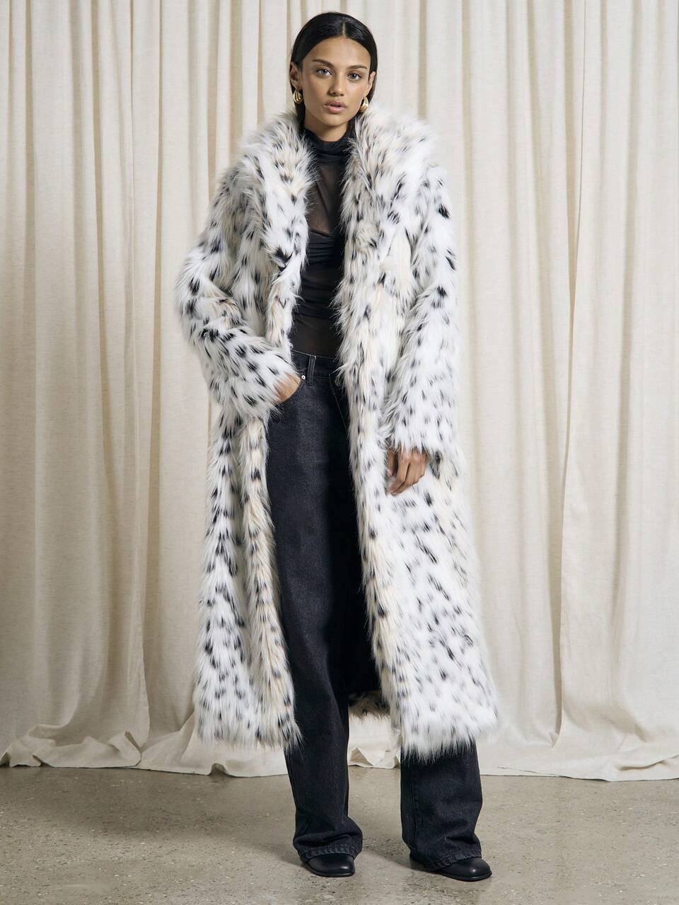 AiiRZ Snow Leopard Faux Fur Statement Maxi Coat