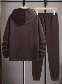 RueChic Men Pocket And Drawstring Letter Printed Regular Hoodie Set