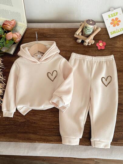 SHEIN Baby Girl Cute Minimalist Hand-Drawn Heart Pattern Beige Knit Soft Hooded Loose Fit Long Sleeve Sweatshirt And Pants Set, Suitable For Autumn/Winter