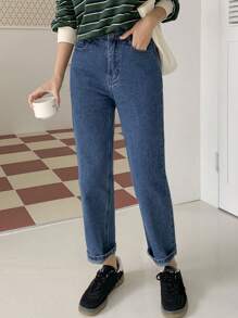 DAZY Women Solid Fitted Pocket Casual Classic Straight-Leg Jeans