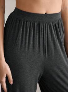 Ocili 休闲女士宽松弹力腰阔腿舒适家居裤，适合日常穿着和居家休闲，也适合假日、秋冬季穿着。 - 深灰色 - 查看 3