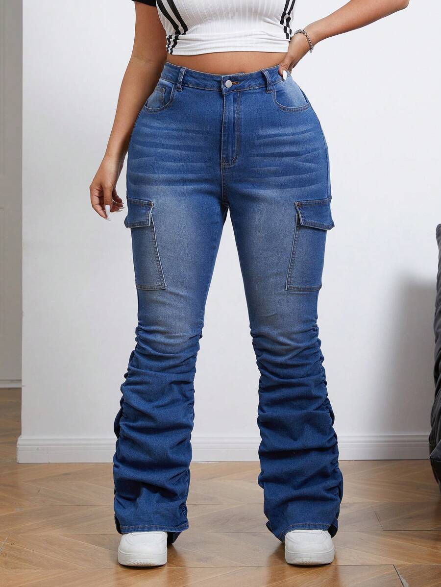 SHEIN EZwear Plus Size Color Block Ruched Pocket Casual Versatile Jeans - Medium Wash - View 1