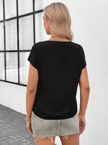 SHEIN LUNE Keyhole Neck Batwing Sleeve Blouse,Short Sleeve Tops - Black - View 2