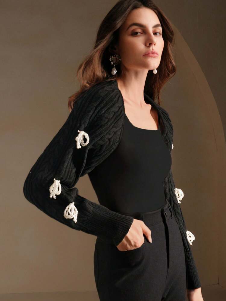 Luźny damski kardigan z perłową kokardą i teksturowanymi rękawami w kształcie skrzydeł nietoperza, na Boże Narodzenie/Nowy Rok