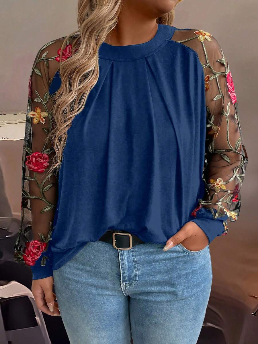 SHEIN LUNE 加大码圆领长袖花卉刺绣休闲 T 恤，简约风格图案 T 恤女式春季上衣 - 藍色 - 查看 1
