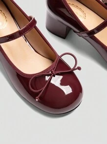 Dola Lovely 女士亮面蝴蝶结装饰时尚高跟鞋，适合圣诞节和新年假期氛围秋冬 - 紅木色 - 查看 5
