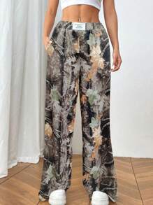 Chiquease Women's Leaf Printed Elastic Waist Pockets Sweatpants