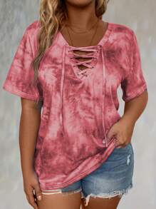 SHEIN LUNE 大码扎染印花 V 领系带休闲百搭短袖 T 恤 - 彩色 - 查看 1