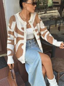 EURMUSE Women Geometrical Pattern Hairy Yarn Front Button Cardigan - Multicolor - View 2