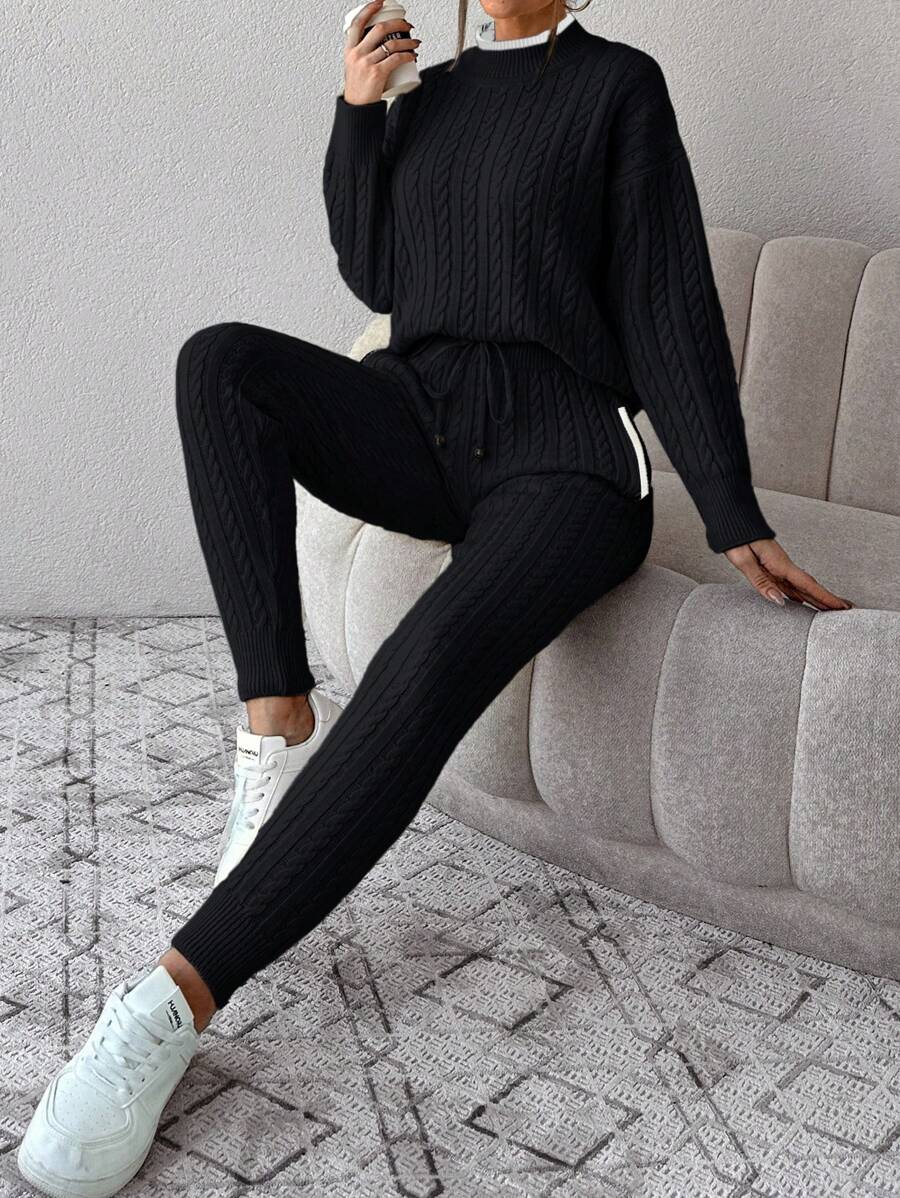 EURMUSE Women's Solid Color Knitted Sweater 2pcs/Set - Hitam - View 1