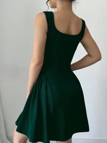 Selianne 新款方领无袖 A 字裙，褶皱下摆，弹性面料，纯色，休闲修身，收腰，修身，适合通勤，日常穿着，春夏秋冬