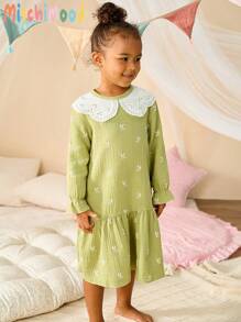 SHEIN Young Girls Refreshing Green Print Crinkle Gauze Long Sleeve Maxi Wave Hem Nightgown, Spring/Autumn Home Wear - Green - View 6