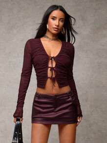 SHEIN BAE Women Burgundy Solid High Street Versatile Casual Wear, Performance , Coated Leather-Like PU Retro Textured High Waist Low Waist Shorts/Skorts/Mini Shorts, Suitable For Party, Christmas, Thanksgiving, Sexy Mermaid Office , Angola Red Skirt/Winter Women Skirts, Christmas Skirt, New Year's Eve