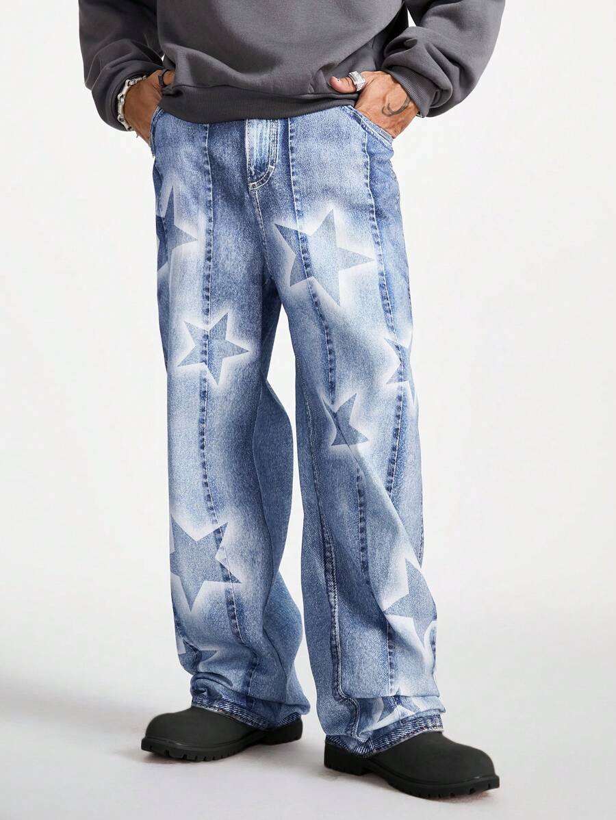 Manfinity NXTstreet Pantaloni larghi da uomo con stampa digitale a pentagono, pantaloni alla moda e ampi con grafica, adatti come regalo per marito o fidanzato - celeste - Visualizzare 1