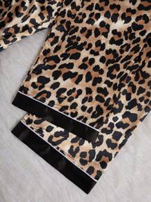 Set de 2 pantalones de pijama de satén con estampado de leopardo para mujeres - Negro - Ver 3