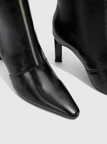 CUCCOO SZL Chaussures de mode pour femmes décorées de zippers, bout pointu, stilettos sexy, bottes noires de soirée avec zip latéral, bottes cheville et bottes genoux pour le style de rue, le mauvais comportement du Nouvel An, la fête de Noël - Noir - Voir 3