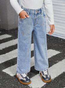 Young Girl Casual Sparkling Rhinestone Butterfly Embellished Washed Jeans - Light Wash - View 5