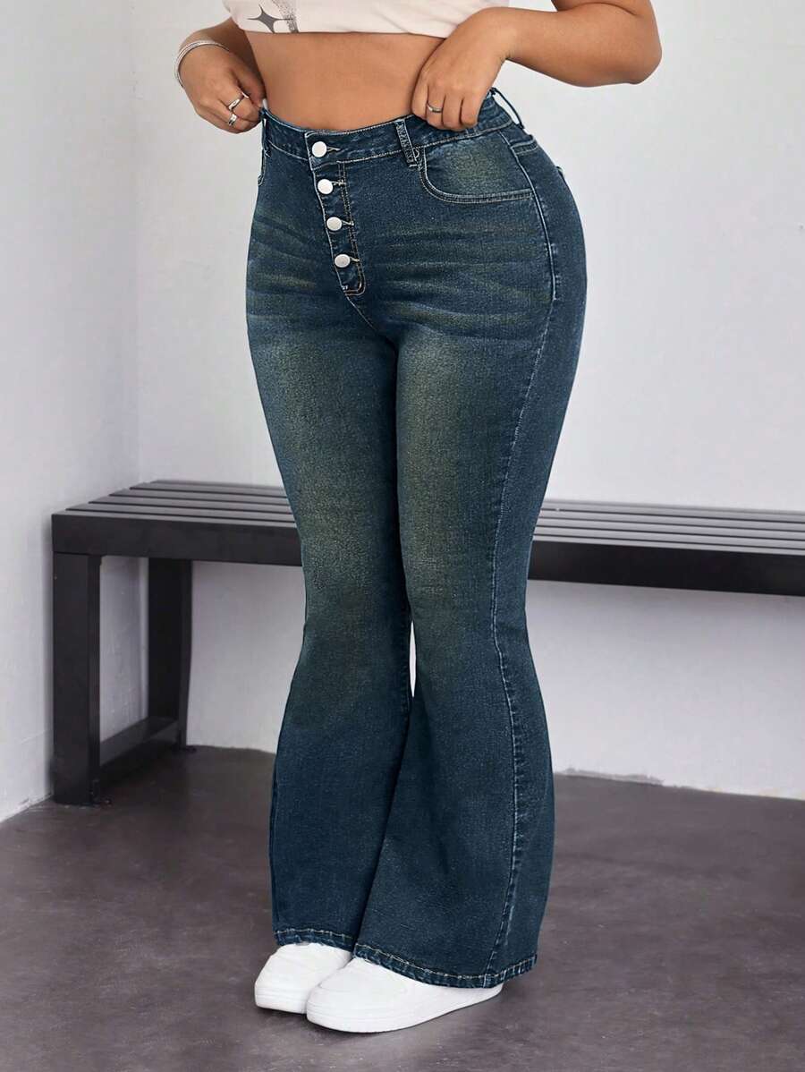 SHEIN EZwear Plus Size Front Button Pocket Casual Denim Jeans, Daily Wear - Medium Wash - View 1