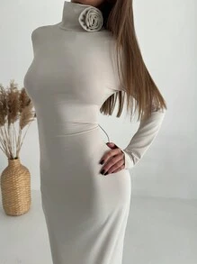 Aloruh 2022 Fashion High Collar Bodycon Off-Shoulder Backless Tie-Up H-Shaped Hem Dress - Beige - View 6