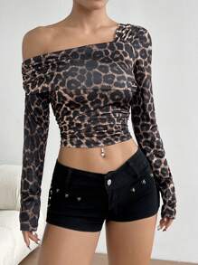 Flirla Casual Leopard Print Knit Shoulder & Waist Ruched Foldover Collar Long Sleeve T-Shirt Top Graphic Cheetah Print Tees Women Tops For Spring Outfit