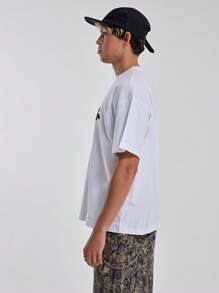 Musero Men Chaotic Oversized Graphic T Shirt - White - View 2