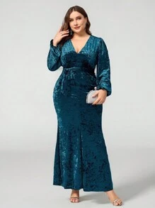 SHEIN Belle Velvet Plus Size Christmas V-Neck Cinched Waist Velvet Lantern Sleeve Dress, Elegant For Autumn/Winter High-Quality Sequin V-Neck Long Sleeve Slit Sleeve Fitted Plus Size Mother Of The Bride Formal Evening Gown Dress (Deluxe Edition), Prom Dress, For Wedding Guest, Graduation, Dinner